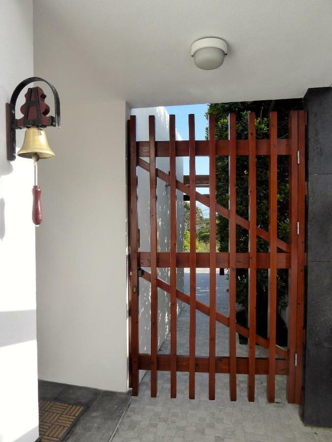 Azorean Cottage Sao Jorge Urzelina Bagian luar foto